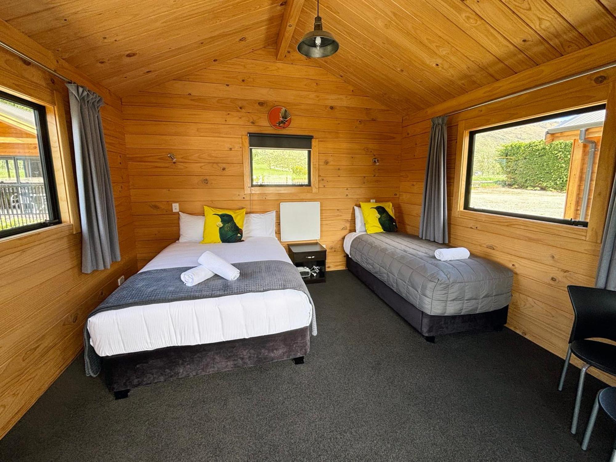 Kingston Top 10 Holiday Park Esterno foto